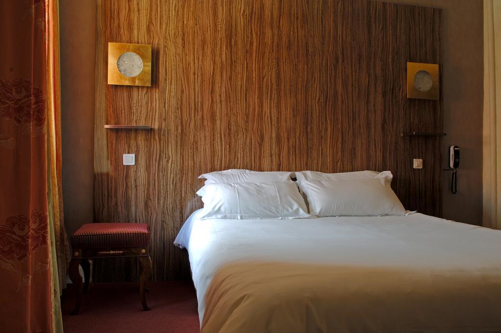 Hostellerie Jerome La Turbie Δωμάτιο φωτογραφία