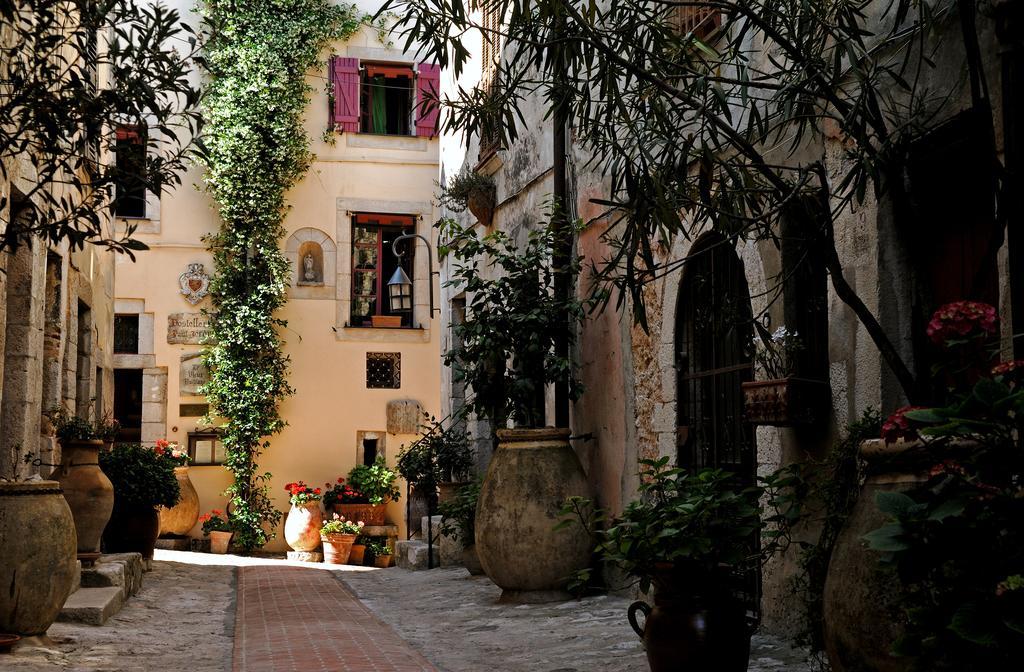 Hostellerie Jerome La Turbie Εξωτερικό φωτογραφία